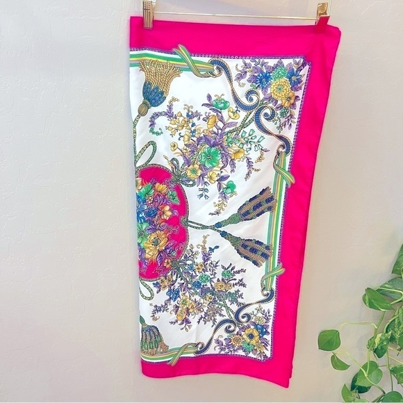 SCARF square colorful and elegant, floral print, quality polyester 31”x31” - Picture 2 of 10